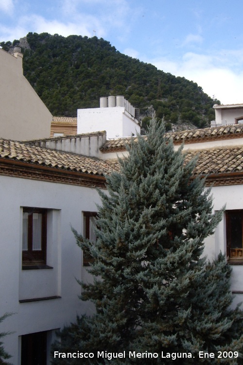 Convento de los Jesuitas - Convento de los Jesuitas. Desde la galera alta del patio principal el cerro de Santa Catalina