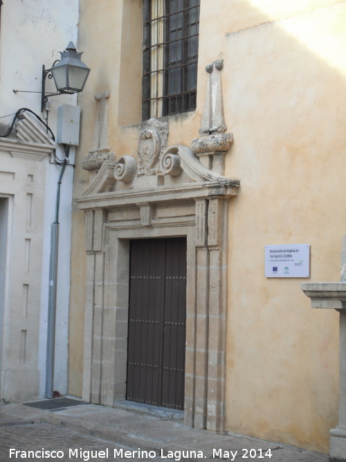 Iglesia Conventual de San Agustn - Iglesia Conventual de San Agustn. Portada lateral