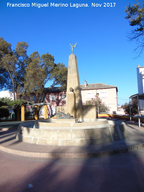 Monumento a Jacinto Higueras - Monumento a Jacinto Higueras. 