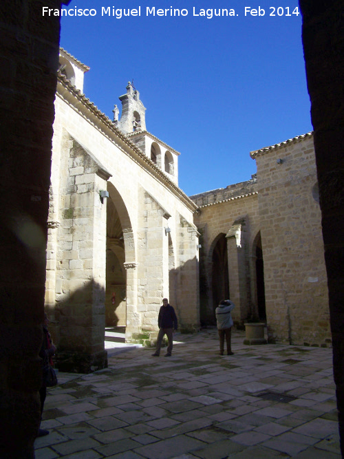 Colegiata de Santa Mara de los Reales Alczares. Claustro - Colegiata de Santa Mara de los Reales Alczares. Claustro. 