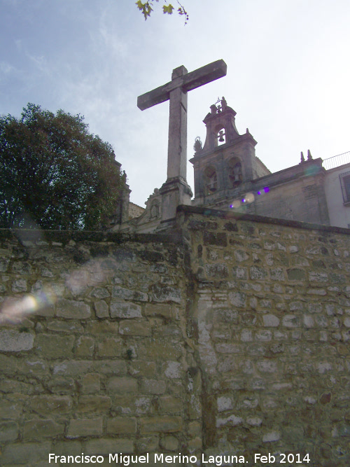 Cruz de la Plaza Vzquez de Molina - Cruz de la Plaza Vzquez de Molina. 