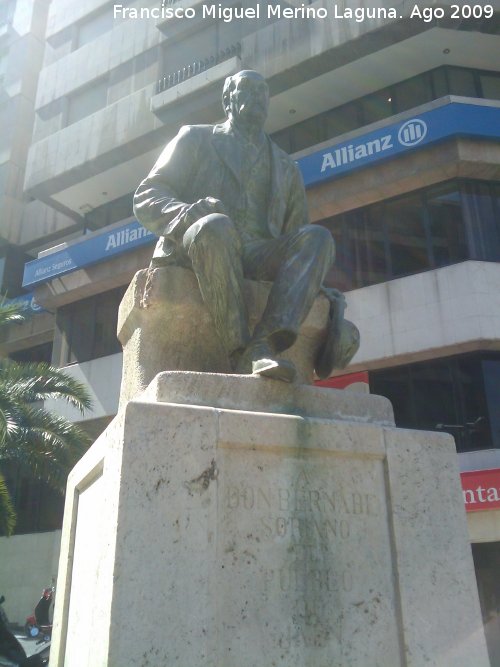 Bernab Soriano - Bernab Soriano. Monumento en la Plaza de la Constitucin - Jan