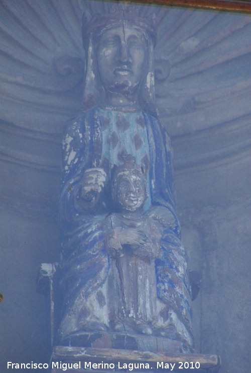 Hornacina de la Virgen de la Luz - Hornacina de la Virgen de la Luz. Talla gtica policromada de la Virgen de la Luz
