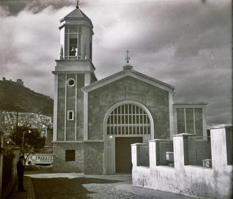 Iglesia de San Roque - Iglesia de San Roque. Foto antigua IEG