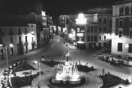 Fuente de la Glorieta de Blas Infante - Fuente de la Glorieta de Blas Infante. Foto antigua