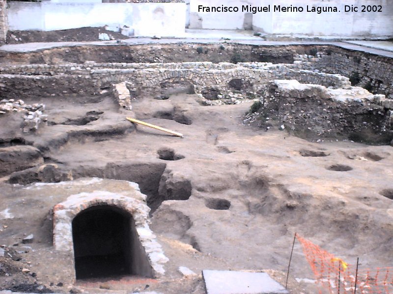 Refugio antiareo de la Escuela de Enfermera - Refugio antiareo de la Escuela de Enfermera. Boca del refugio