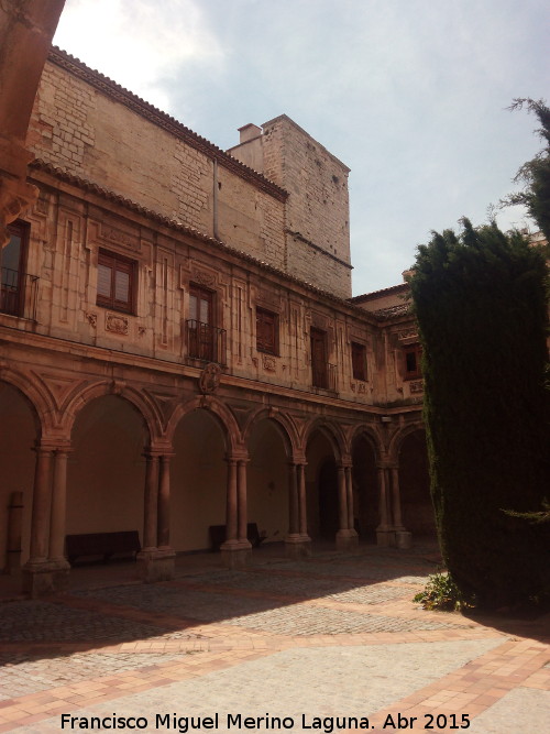 Convento de Santo Domingo - Convento de Santo Domingo. Lateral del claustro