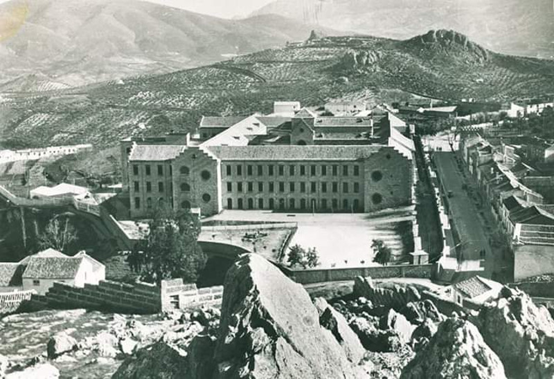 Seminario de Jan - Seminario de Jan. Foto antigua