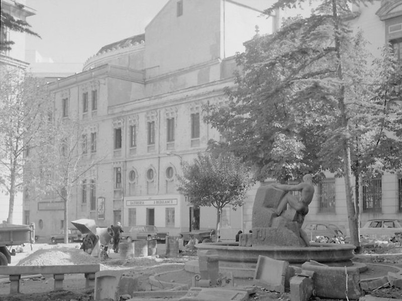 Teatro Cervantes - Teatro Cervantes. Foto antigua. Lateral