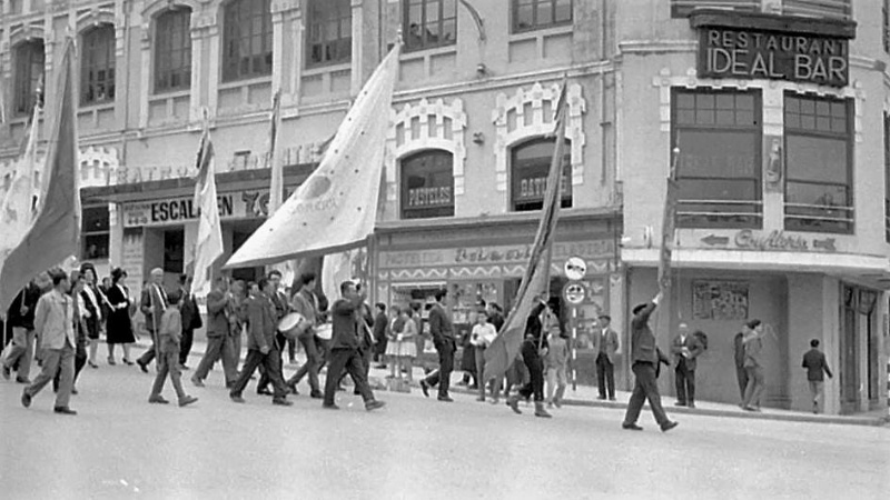 Teatro Cervantes - Teatro Cervantes. Foto antigua. Procesin