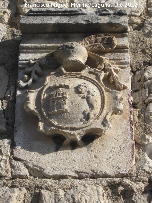 Muralla de Jan. Torren del Conde de Torralba - Muralla de Jan. Torren del Conde de Torralba. Escudo procedente de la Casa de la Calle San Andrs n 8.