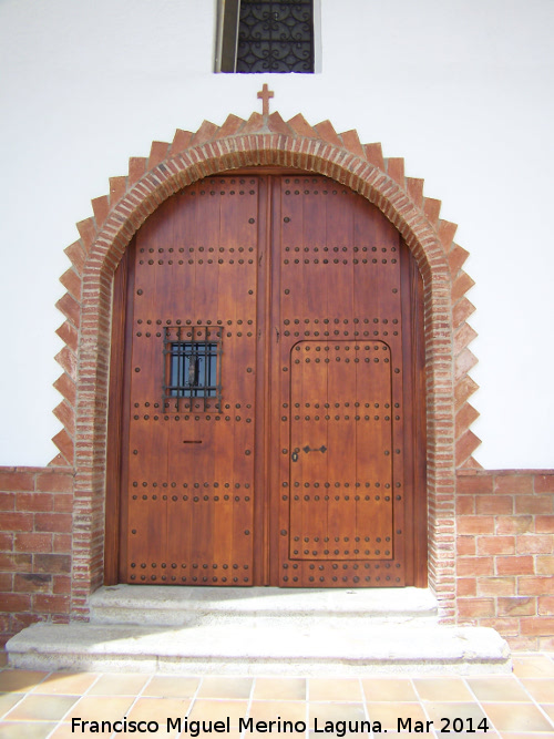 Ermita de la Virgen de la Cabeza - Ermita de la Virgen de la Cabeza. Portada