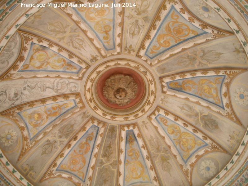 Palacio de Villardompardo - Palacio de Villardompardo. Cpula policromada de la galera alta