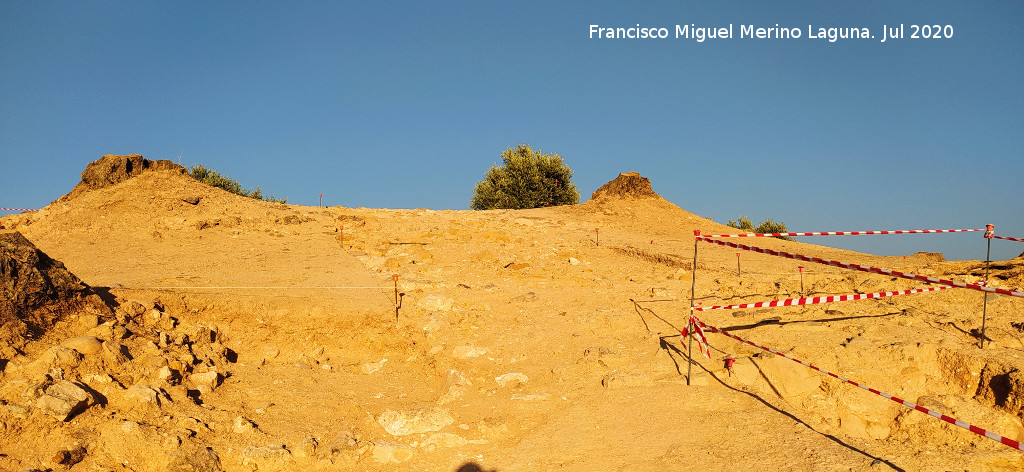 Plaza de Armas del Cerro de La Muela - Plaza de Armas del Cerro de La Muela. Torre�n Suroeste
