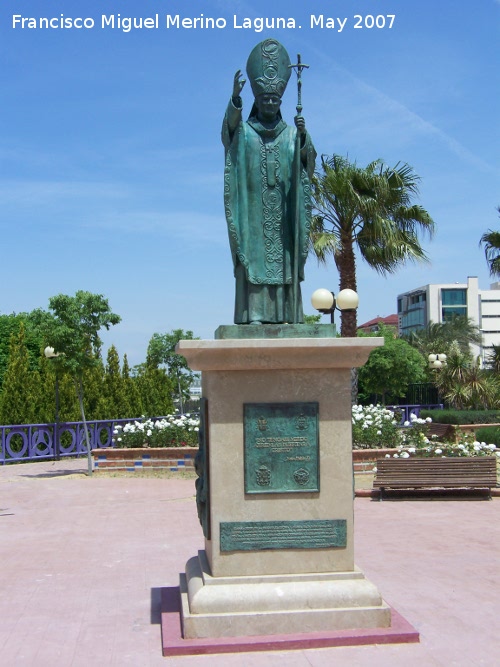 Monumento a Juan Pablo II - Monumento a Juan Pablo II. 