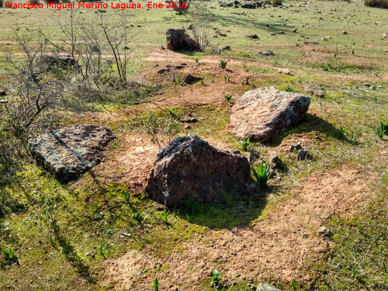 Necrpolis dolmnica del Guadaln - Necrpolis dolmnica del Guadaln. Dolmen?