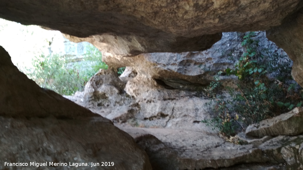 Torcal de Antequera - Torcal de Antequera. Cueva