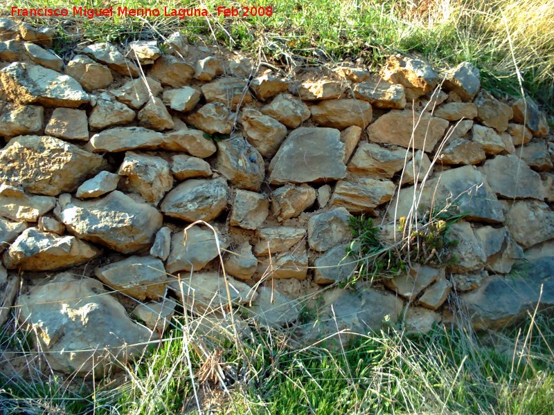 Cordel del Collado de la Yedra - Cordel del Collado de la Yedra. Muro de piedra seca para contener la tierra