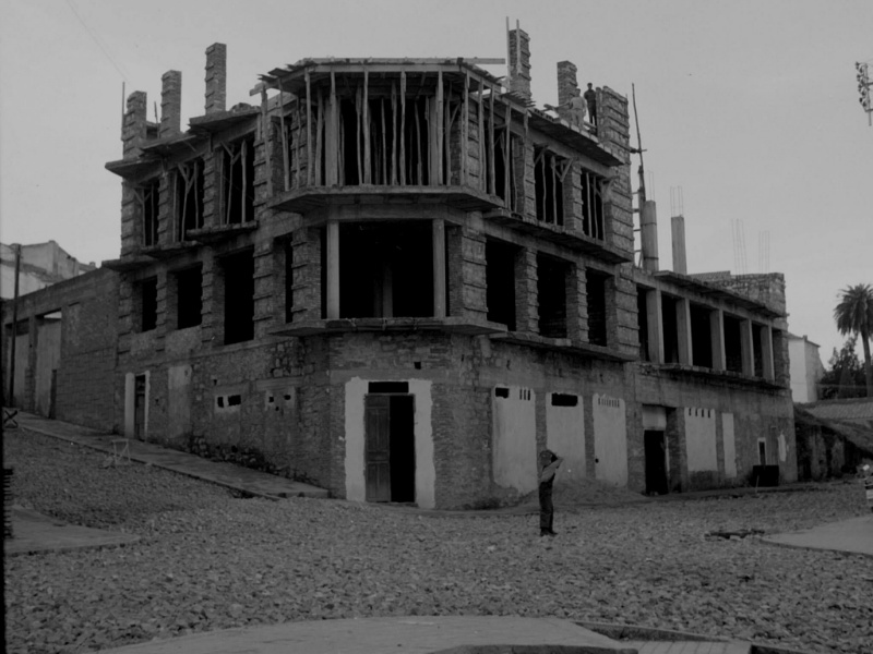 Edificio de la Calle Martnez Montas n 17 - Edificio de la Calle Martnez Montas n 17. Foto antigua