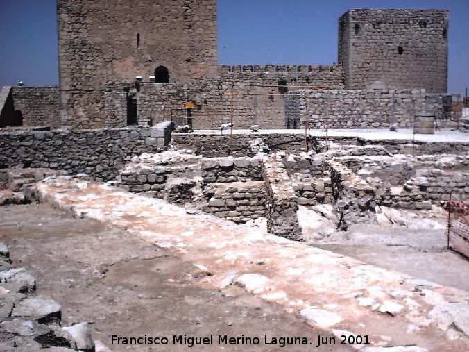 Castillo Nuevo de Santa Catalina. Patio Superior - Castillo Nuevo de Santa Catalina. Patio Superior. Excavacin arqueolgica