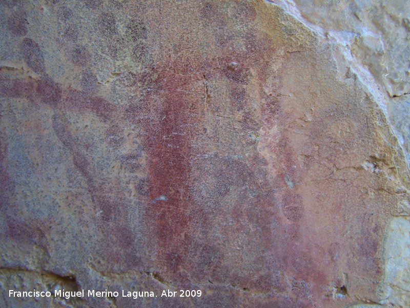 Pinturas rupestres del Frontn V - Pinturas rupestres del Frontn V. Antropomorfo tipo barra central derecho