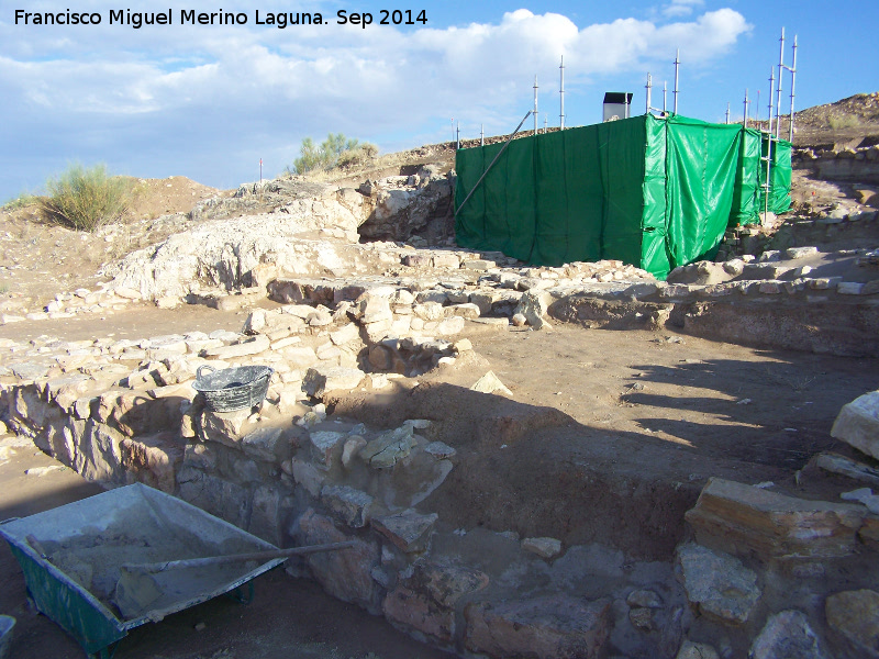 Oppidum Puente Tablas. Santuario - Oppidum Puente Tablas. Santuario. Cella de la terraza inferior