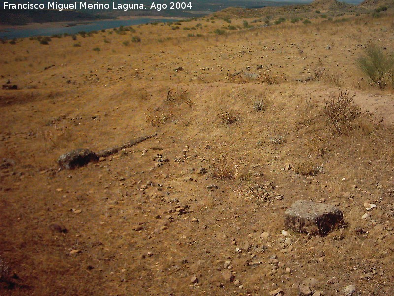 Oppidum de Giribaile. Viviendas - Oppidum de Giribaile. Viviendas. Zcalo de piedra