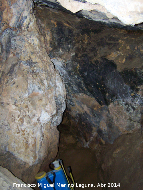 Oppidum de Giribaile. Cueva Santuario - Oppidum de Giribaile. Cueva Santuario. Interior
