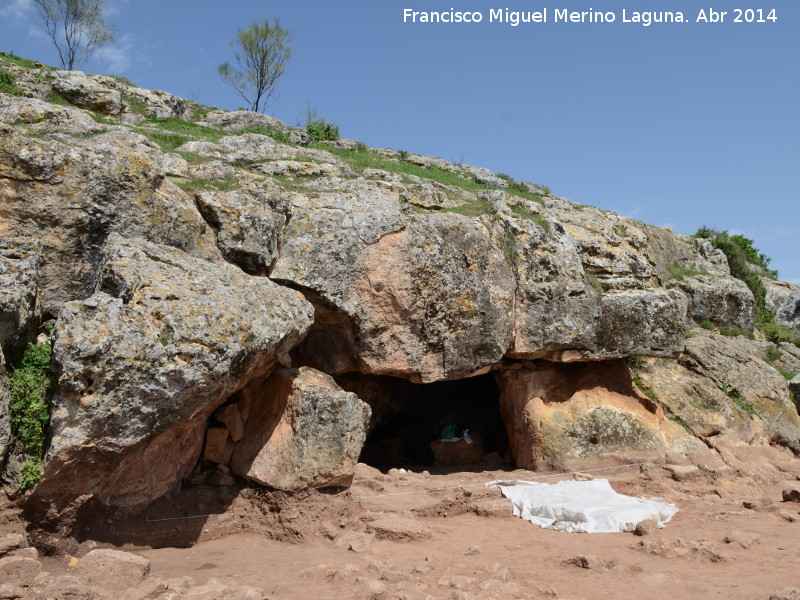 Oppidum de Giribaile. Cueva Santuario - Oppidum de Giribaile. Cueva Santuario. 