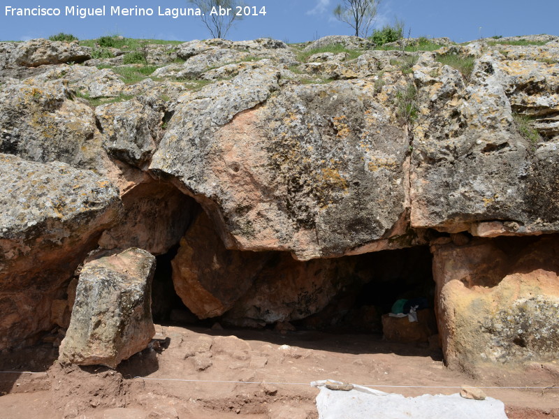 Oppidum de Giribaile. Cueva Santuario - Oppidum de Giribaile. Cueva Santuario. 