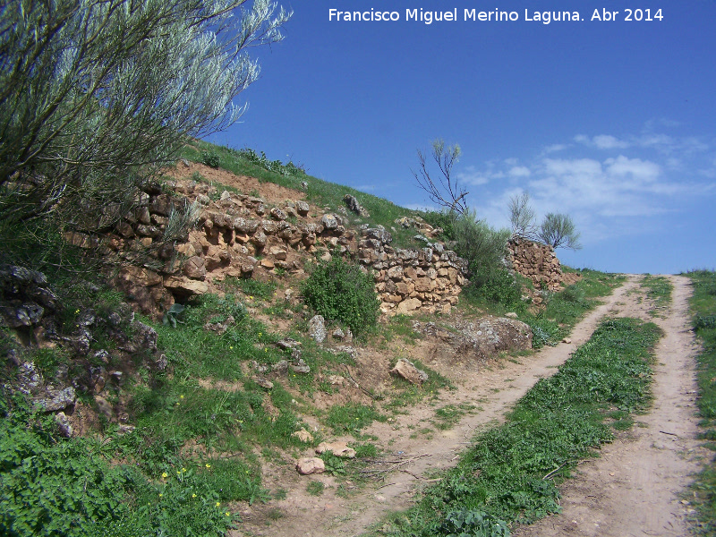 Oppidum de Giribaile. Puerta Sur - Oppidum de Giribaile. Puerta Sur. Murallas