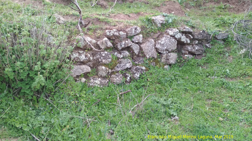 Oppidum de Giribaile. Muralla Norte - Oppidum de Giribaile. Muralla Norte. 