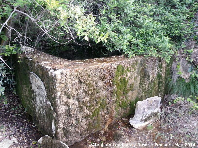 Casera de los Frailes - Casera de los Frailes. Pilar