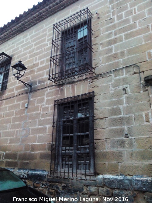 Casa de la Calle Cobos n 5 - Casa de la Calle Cobos n 5. Reja del primer piso y de la planta baja