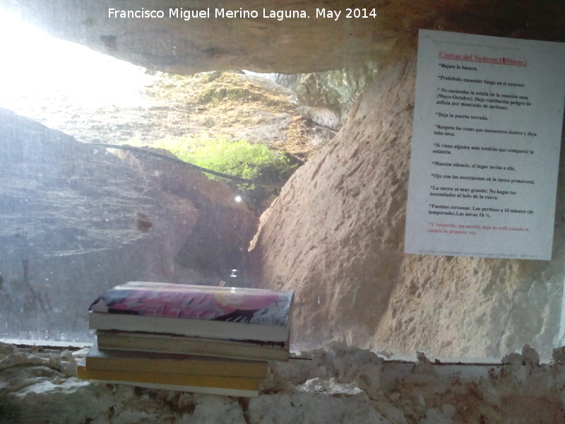 Cueva del Yedrn - Cueva del Yedrn. Ventana y normas