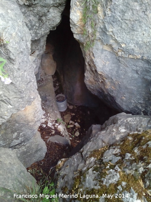 Cueva del Yedrn - Cueva del Yedrn. Parte alta