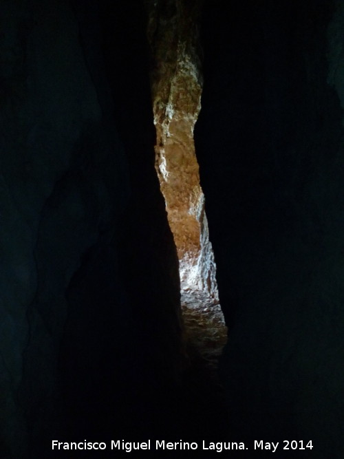 Cueva del Poyo de la Mina - Cueva del Poyo de la Mina. 