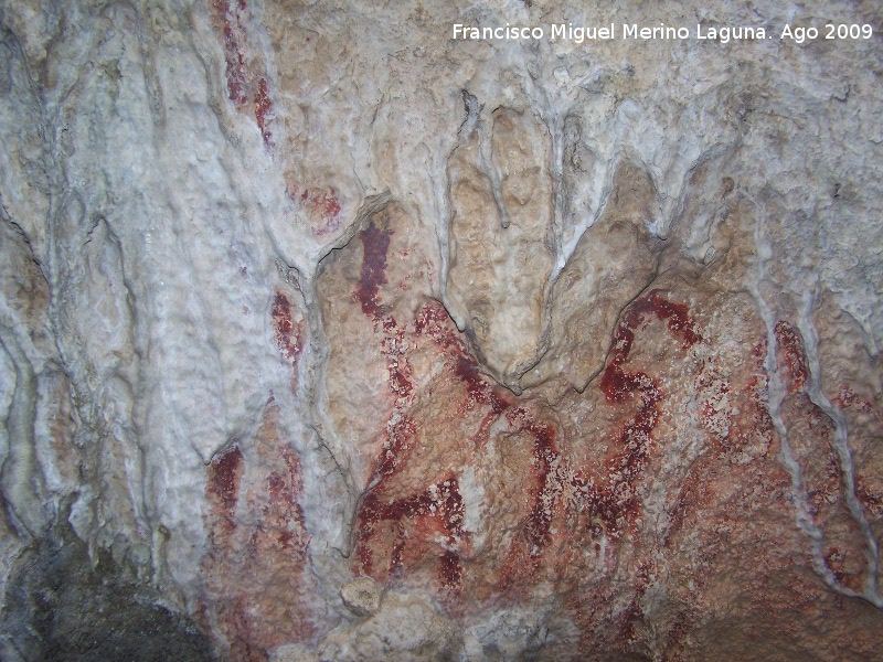 Pinturas rupestres del Poyo Bernab Grupo V - Pinturas rupestres del Poyo Bernab Grupo V. Siluetas de animales entrecruzados