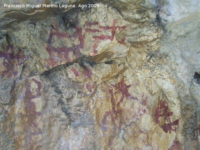 Pinturas rupestres del Abrigo de las Palomas - Pinturas rupestres del Abrigo de las Palomas. Pinturas del centro