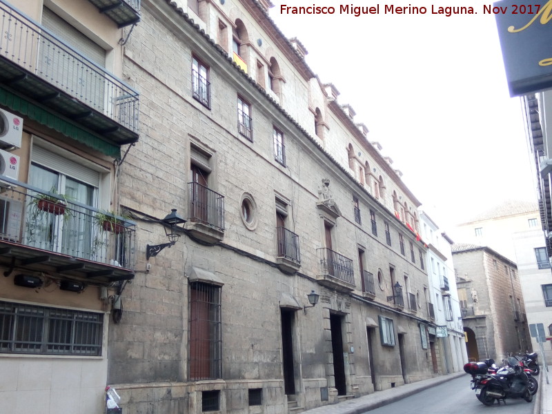 Palacio del Marqus de Navasequilla - Palacio del Marqus de Navasequilla. Fachada