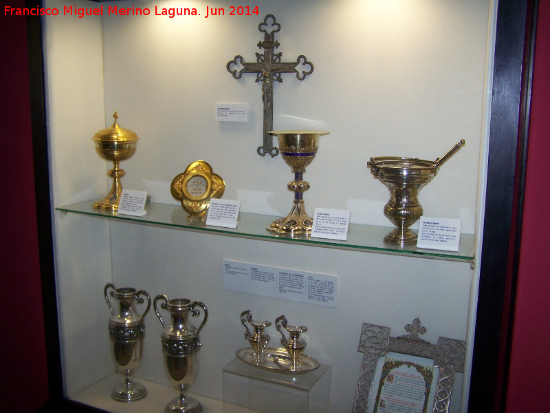 Museo del Hospital de los Marqueses de Linares - Museo del Hospital de los Marqueses de Linares. Piezas religiosas