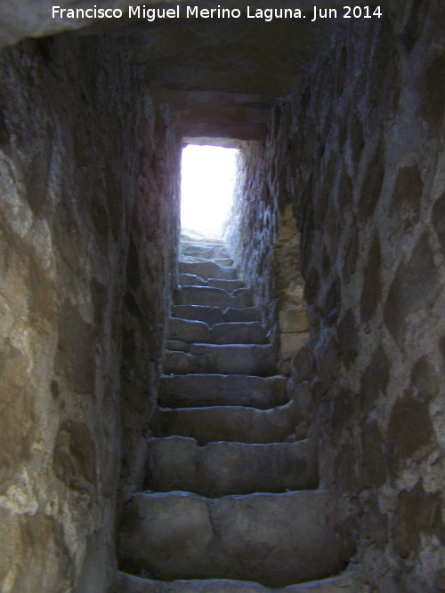 Castillo de Sabiote. Torre del Homenaje - Castillo de Sabiote. Torre del Homenaje. Escaleras de acceso a la azotea