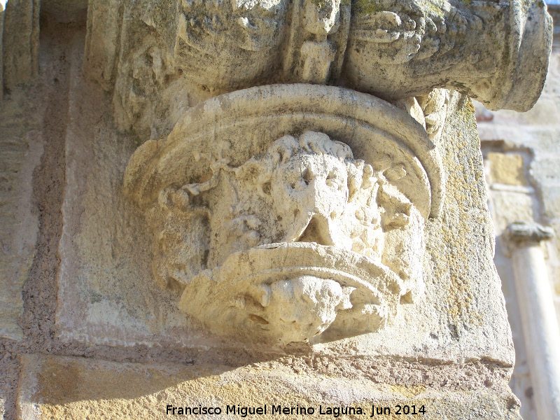 Castillo de Sabiote. Patio de Armas - Castillo de Sabiote. Patio de Armas. Mnsula