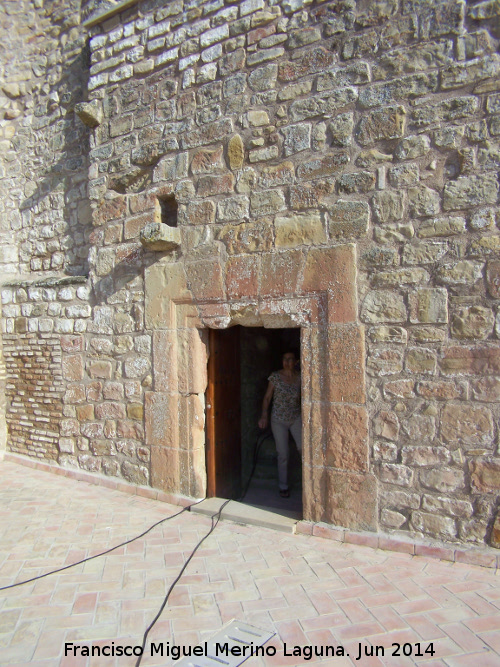 Castillo de Sabiote. Torre Baluarte - Castillo de Sabiote. Torre Baluarte. Puerta de salida al adarve