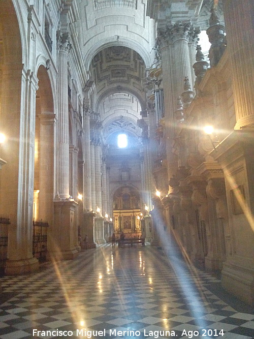 Catedral de Jaén. Nave del Evangelio - Catedral de Jaén. Nave del Evangelio. 
