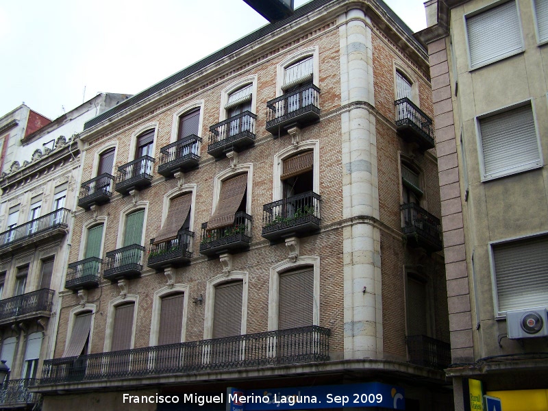 Edificio de la Calle Bernab Soriano n 20 - Edificio de la Calle Bernab Soriano n 20. 