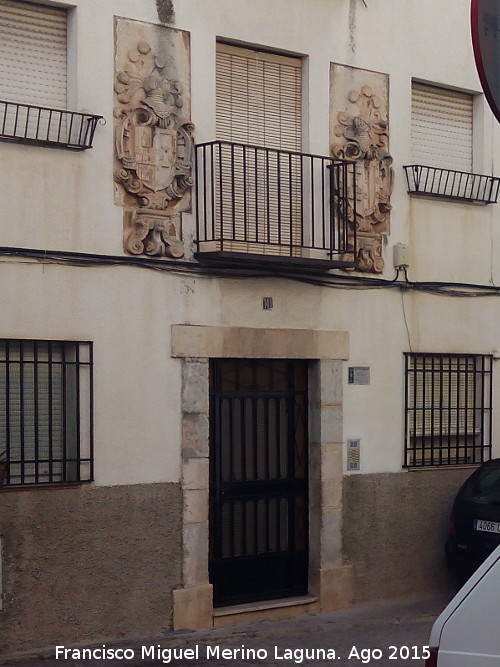 Palacio de Gracia - Palacio de Gracia. Escudos