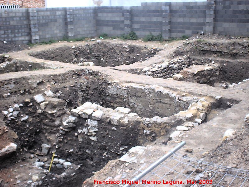 Excavacin arqueolgica frente al Hospital de San Juan de Dios - Excavacin arqueolgica frente al Hospital de San Juan de Dios. 