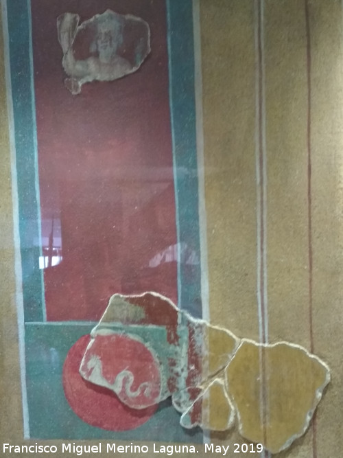 Cstulo. Mosaico de los Amores - Cstulo. Mosaico de los Amores. Pintura mural de Neptuno y Hrcules en estuco. Siglos I - II d.C. - Museo Arqueolgico de Linares