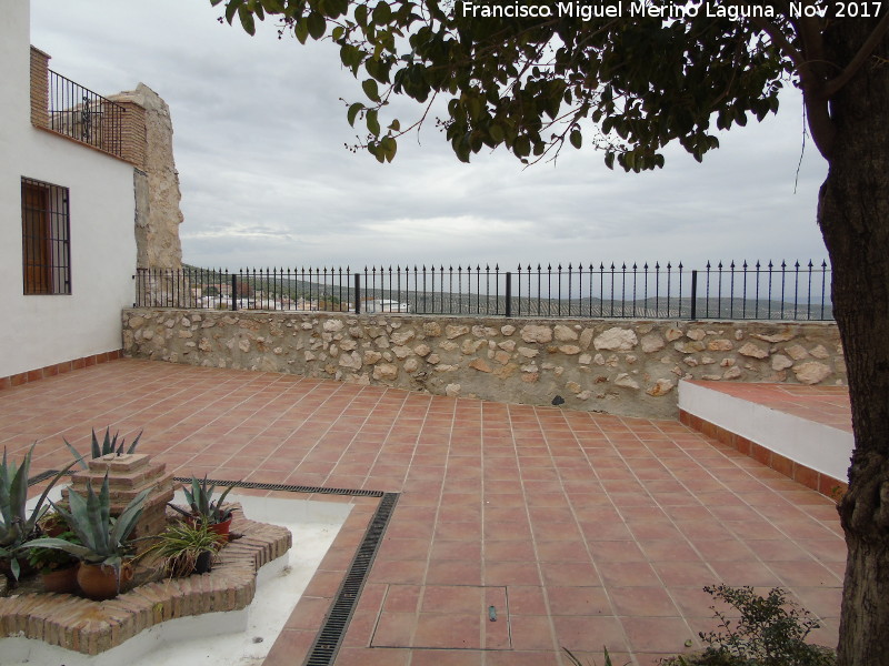 Castillo de Jimena - Castillo de Jimena. Patio de armas